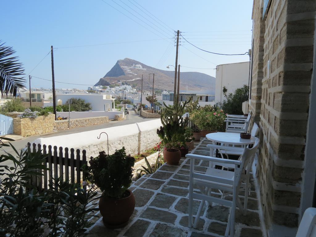 Hotel Fanivevisgarden Folégandros Habitación foto